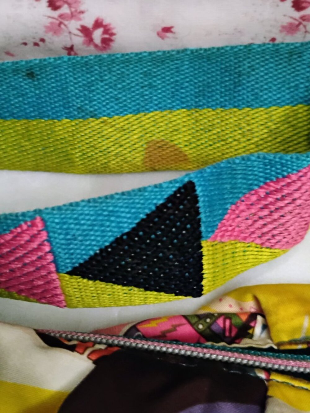 Harajuku Lovers Crossbody Purse - Picture 6 of 14